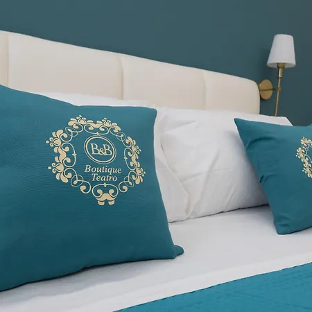 Boutique Teatro Alojamento de Acomodação e Pequeno-almoço 4*